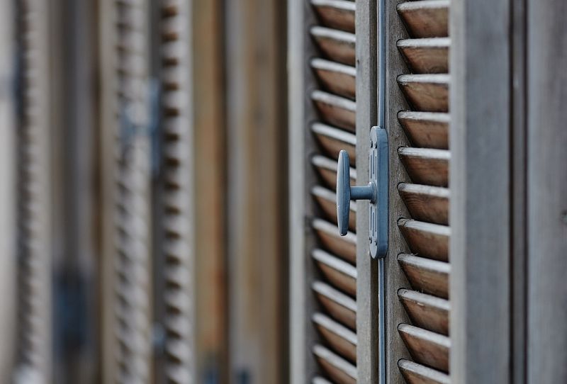 Shutter Handle Repair in Kansas City, KS